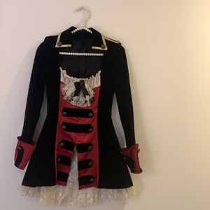 HALLOWEEN COSTUME- Adult small pirate